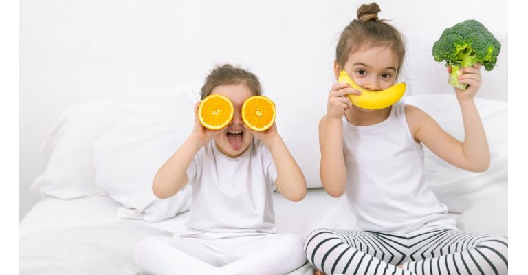 ЧОМУ ДІТИ ПОТРЕБУЮТЬ ОМЕГА-3 ВОСЕНИ? ПОЯСНЮЄМО КОРИСТЬ ORTHOMOL JUNIOR OMEGA PLUS