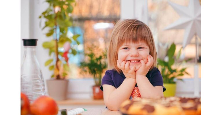 Як привчити маленьку дитину їсти більше продуктів з омега-3