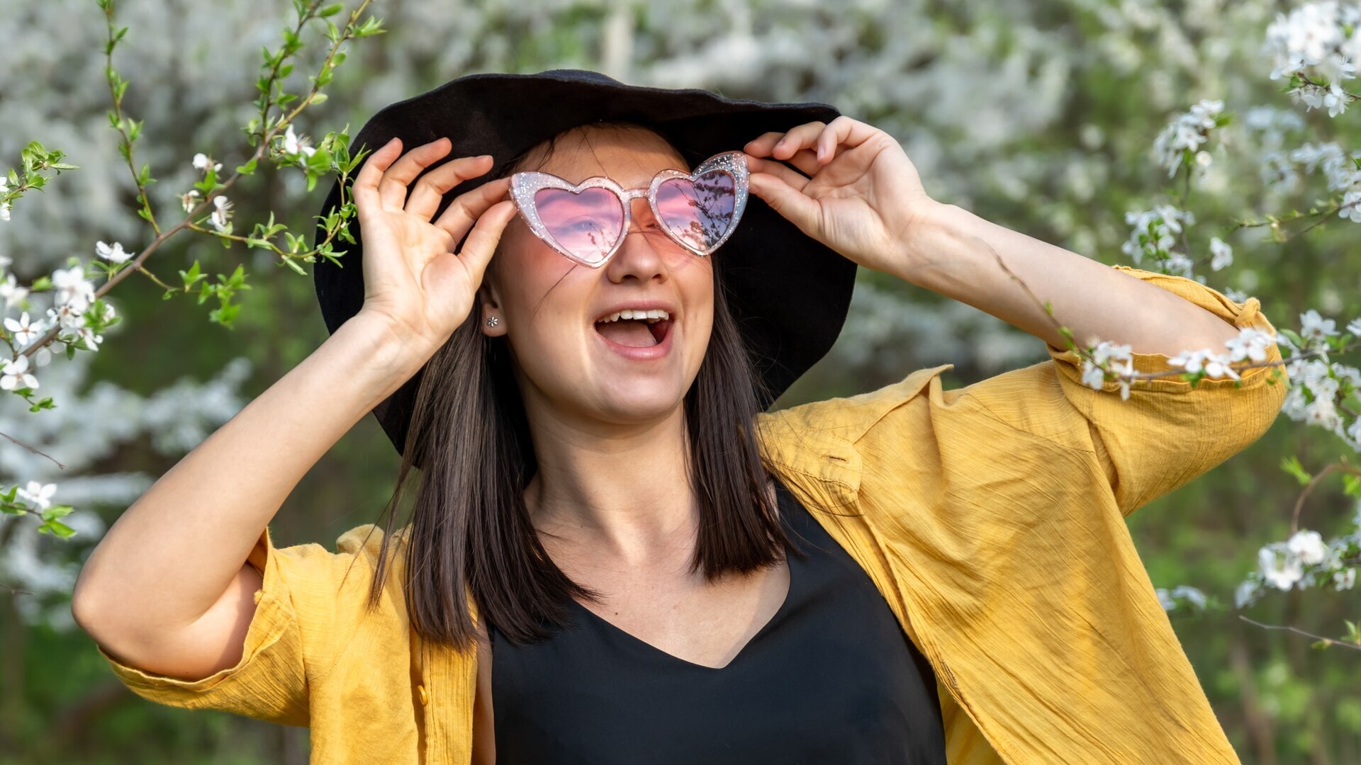 Spring sun and eyes health